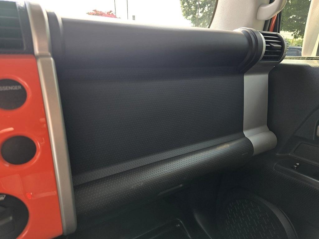 Toyota FJ Cruiser 4WD 4dr Man (Natl) 2013