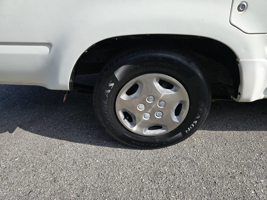 Toyota 2WD Pickups Std Bed DLX Auto 1992