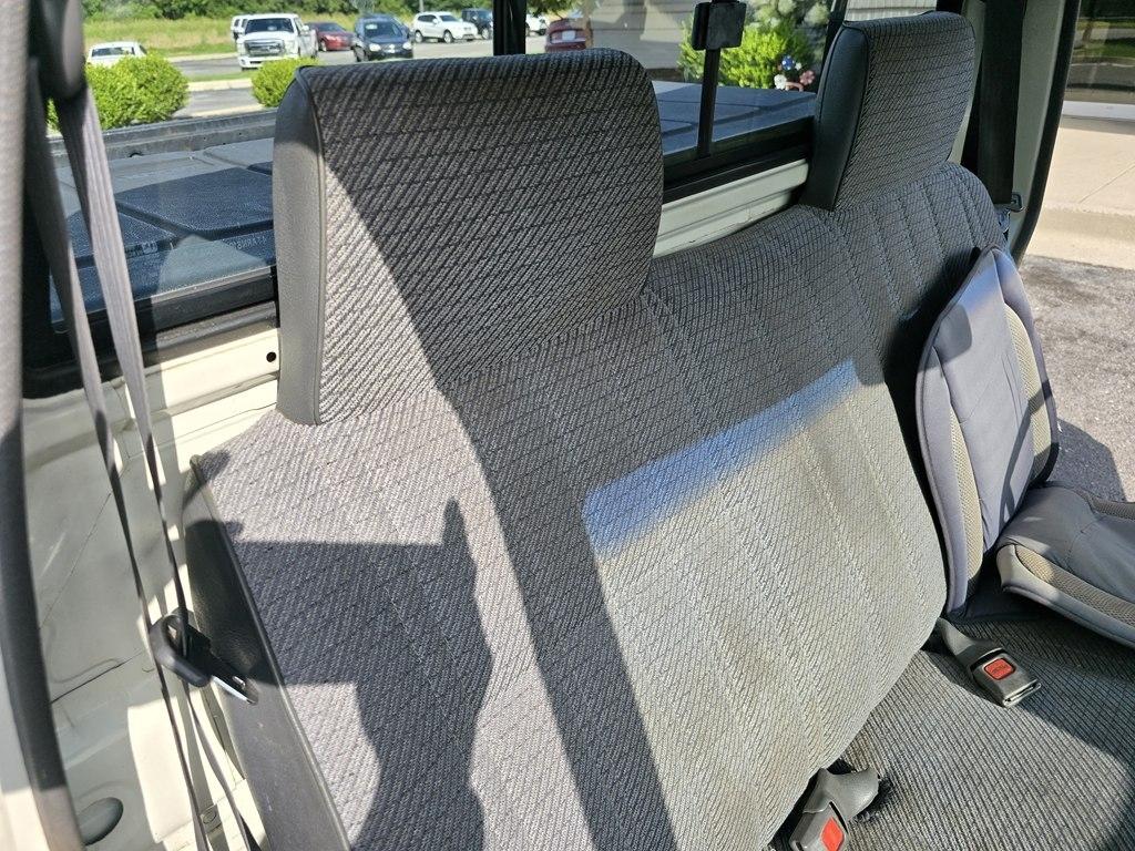 Toyota 2WD Pickups Std Bed DLX Auto 1992