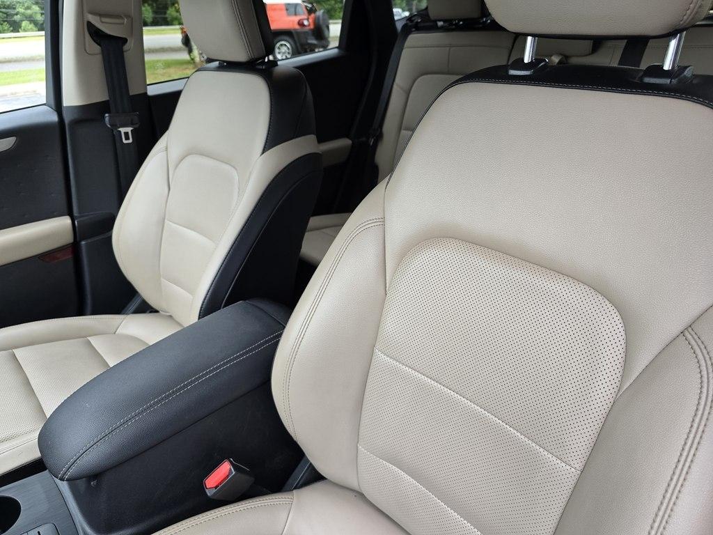 Ford Escape SEL FWD 2020