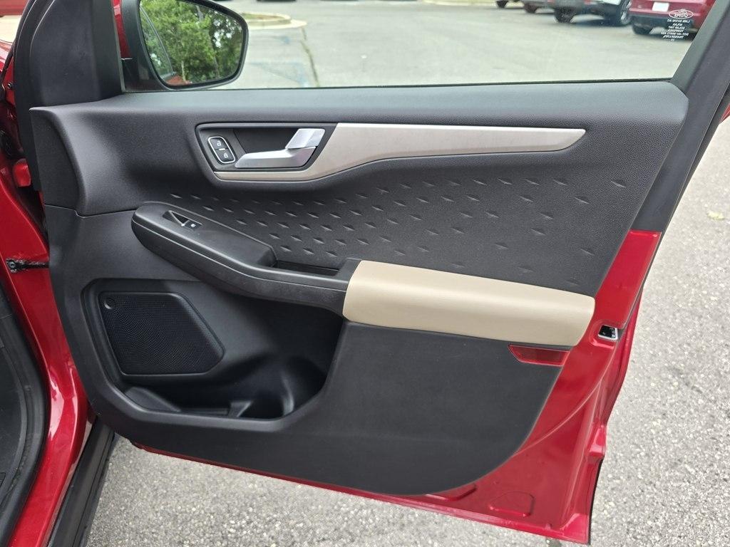 Ford Escape SEL FWD 2020