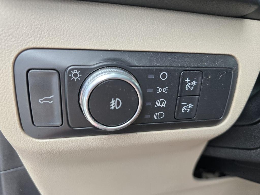 Ford Escape SEL FWD 2020