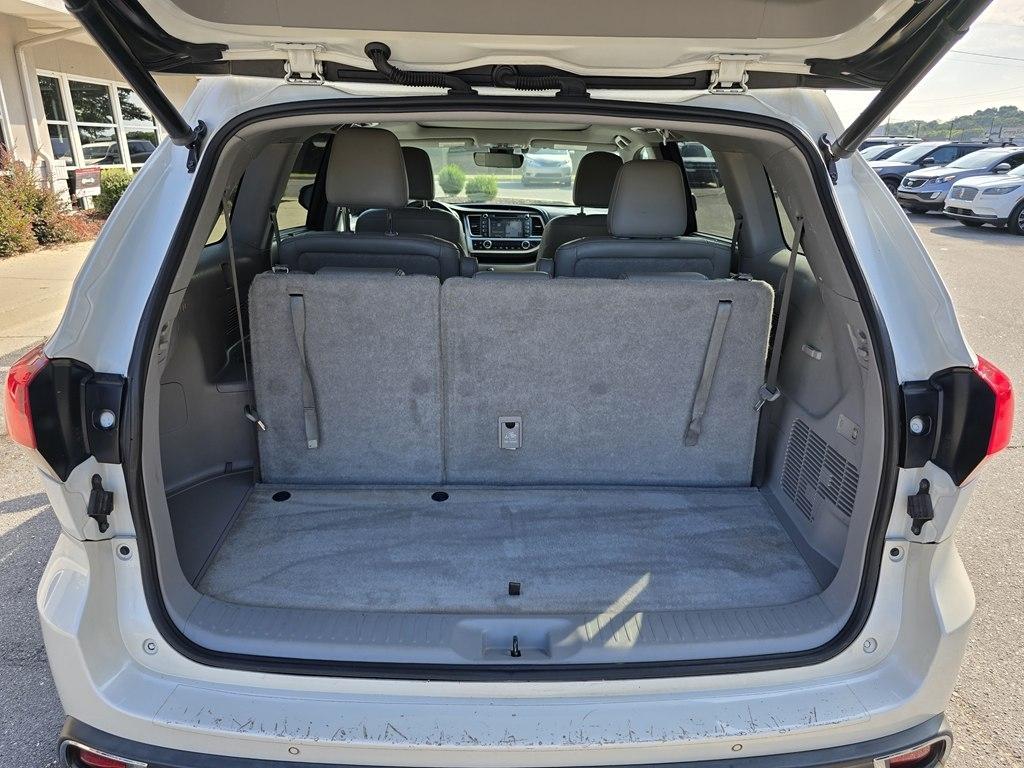 Toyota Highlander Limited V6 FWD (Natl) 2017