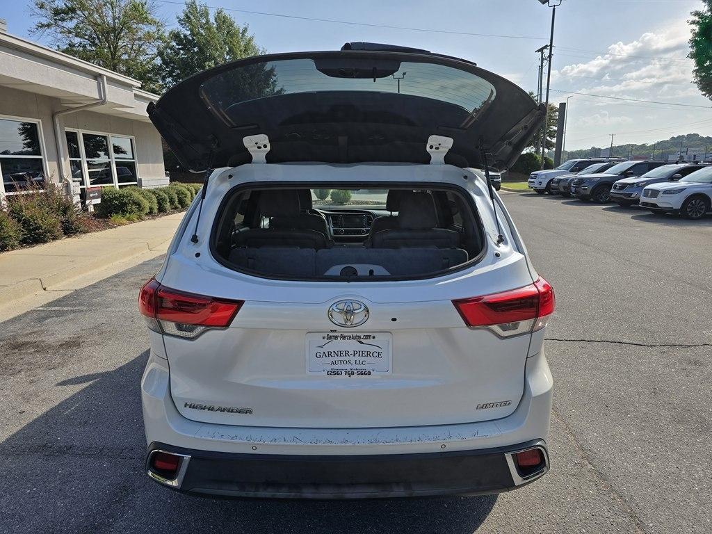Toyota Highlander Limited V6 FWD (Natl) 2017