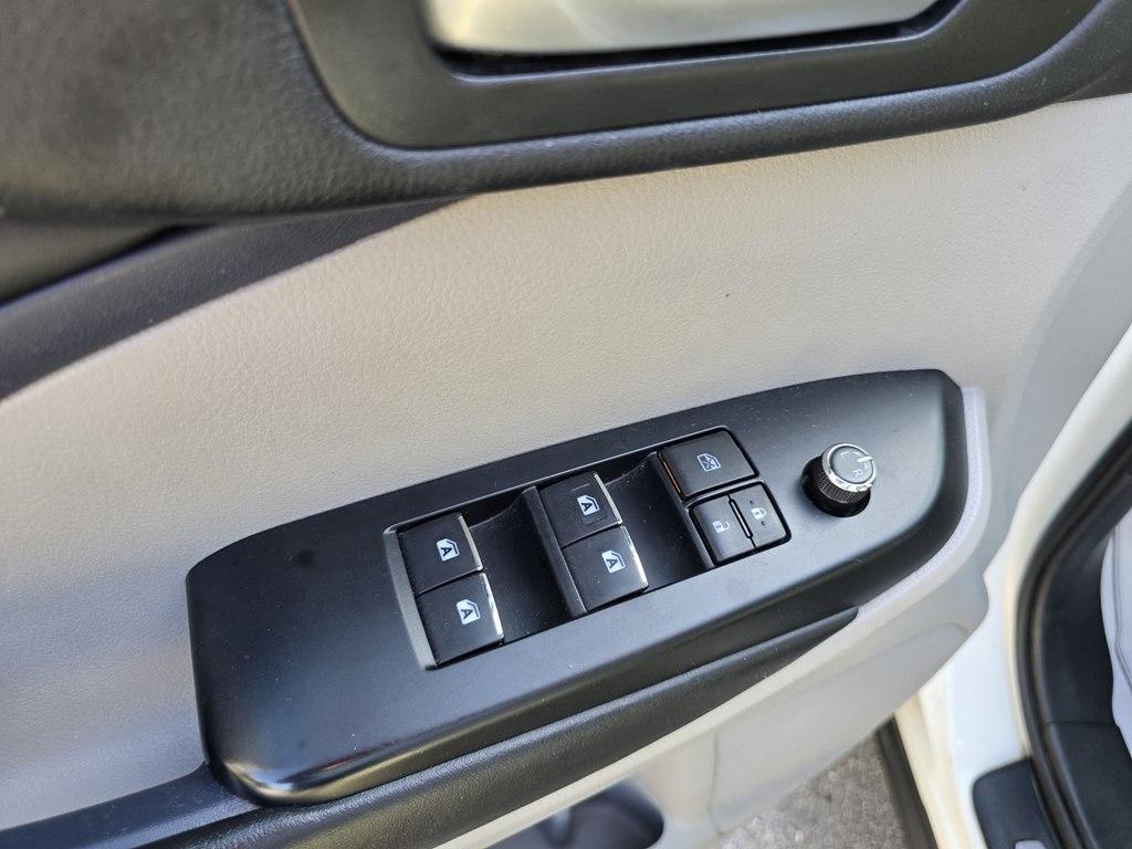 Toyota Highlander Limited V6 FWD (Natl) 2017