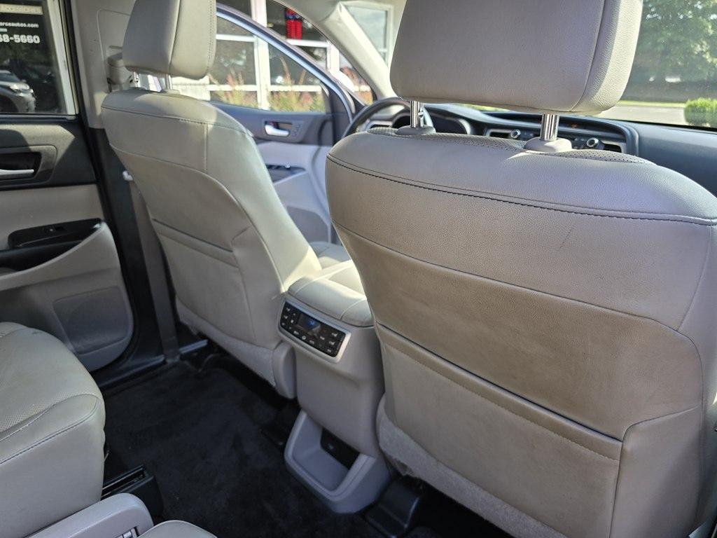 Toyota Highlander Limited V6 FWD (Natl) 2017