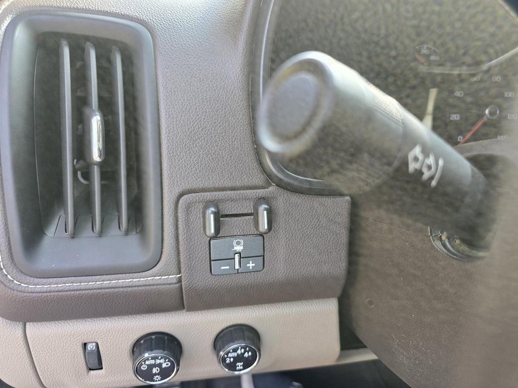 GMC Canyon 4WD Crew Cab 128.3" SLT 2016