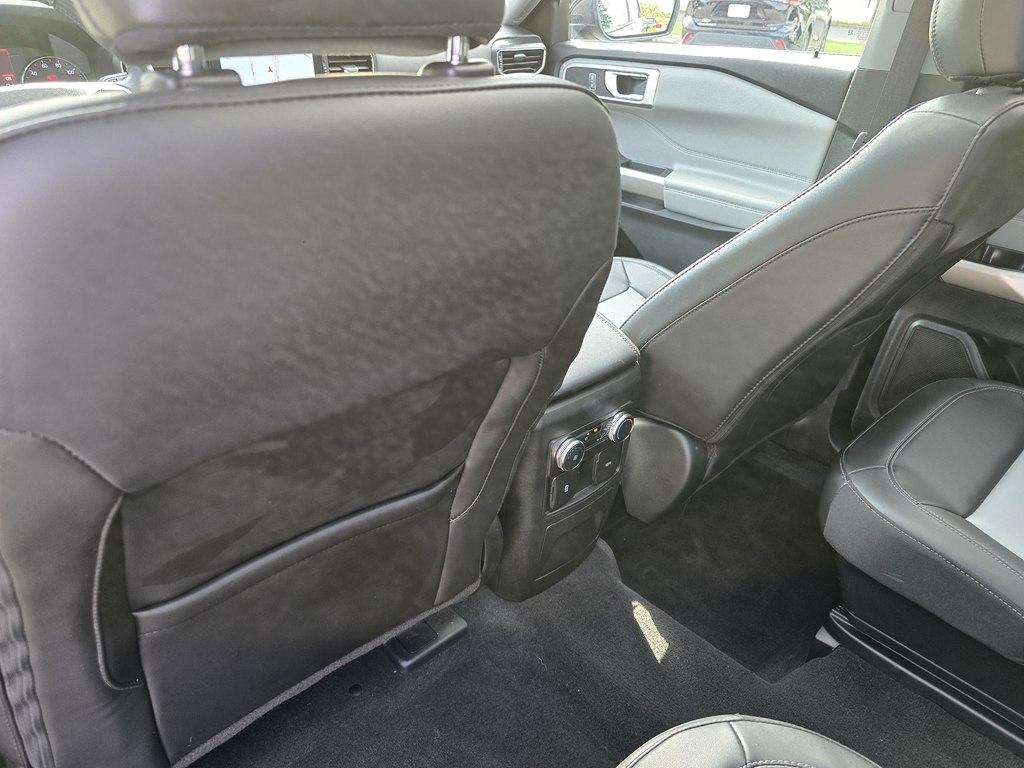 Ford Explorer XLT RWD 2023
