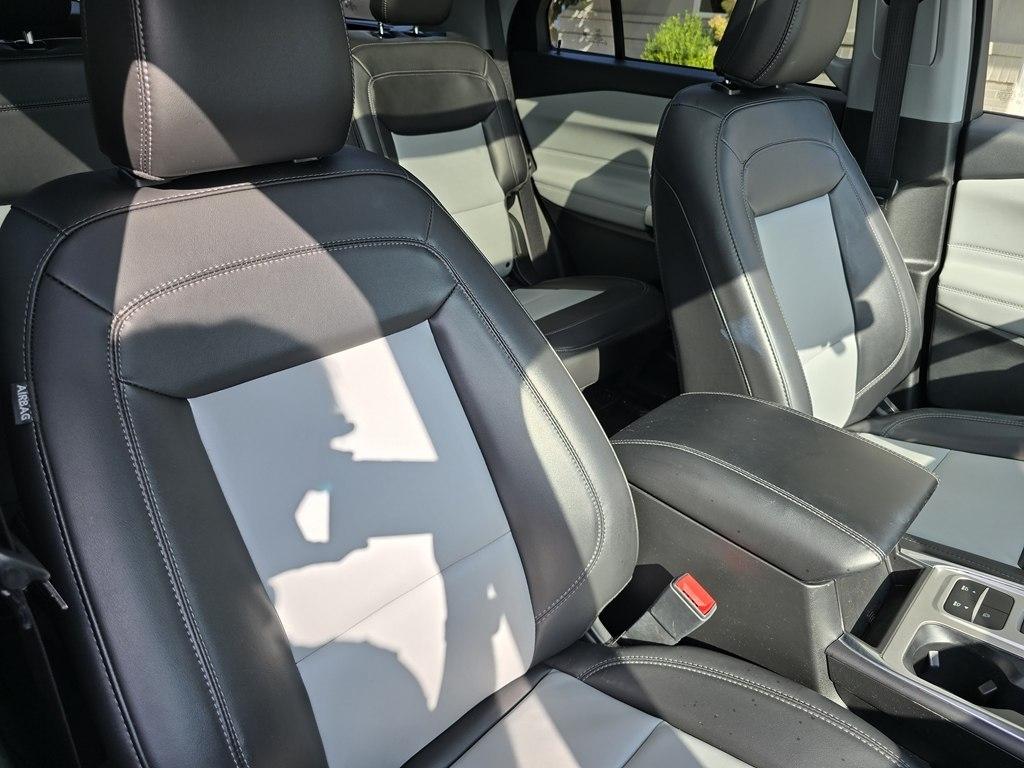 Ford Explorer XLT RWD 2023