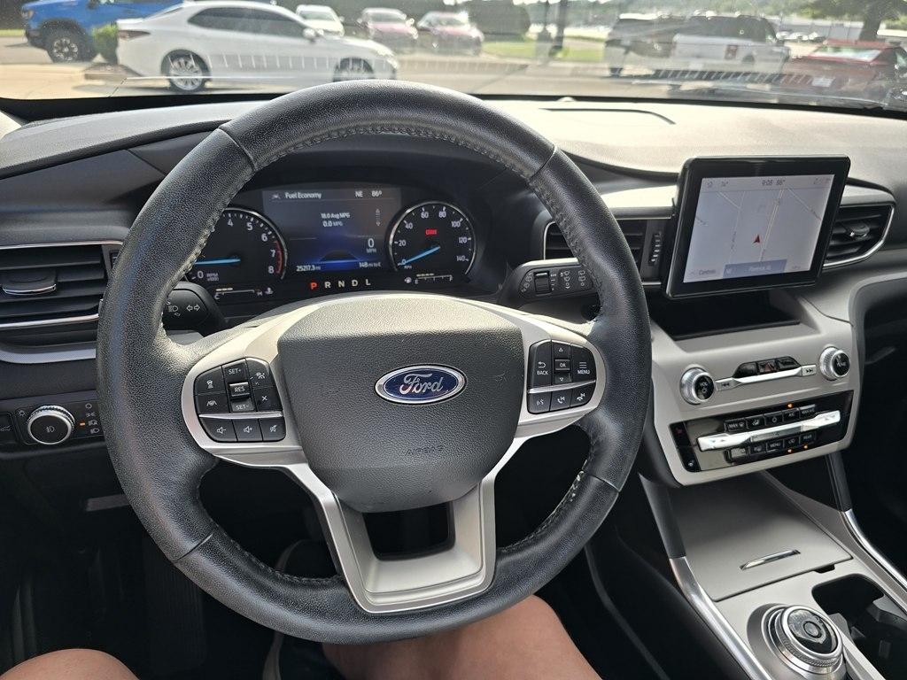 Ford Explorer XLT RWD 2023