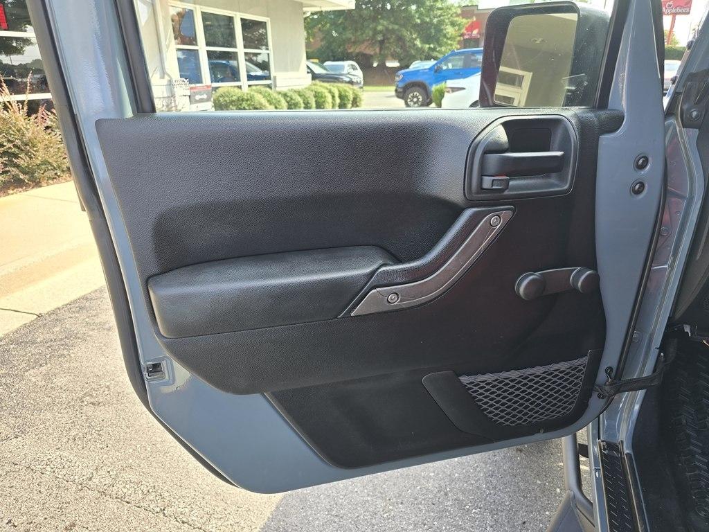 Jeep Wrangler 4WD 2dr Sport 2014