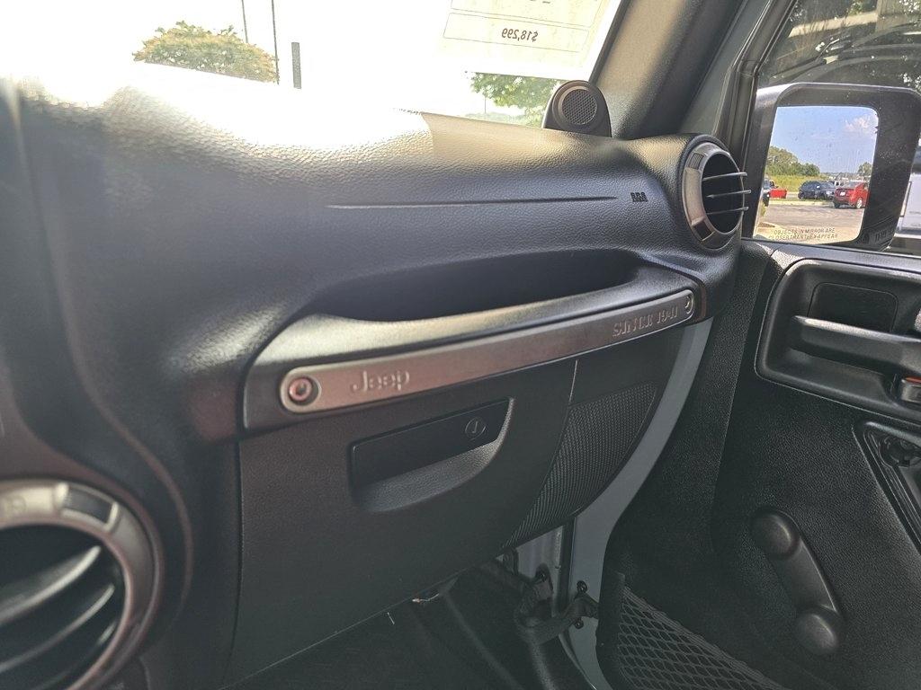Jeep Wrangler 4WD 2dr Sport 2014