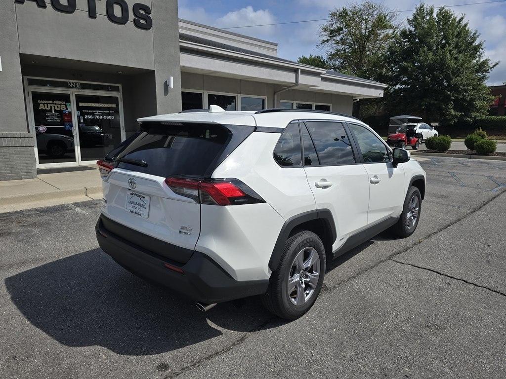 Toyota RAV4 Hybrid XLE AWD (Natl) 2025