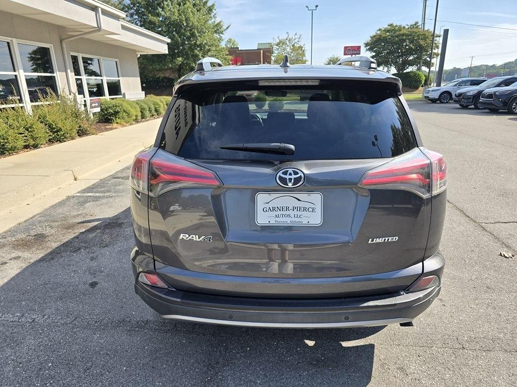 Toyota RAV4 photo 10