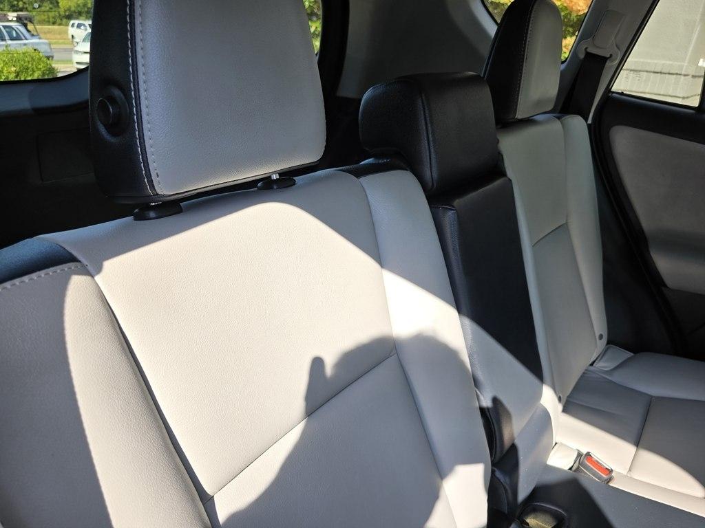 Toyota RAV4 photo 27