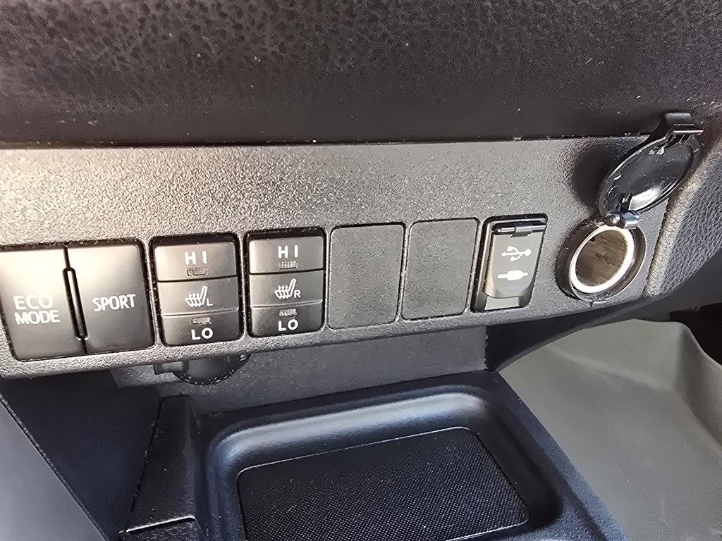 Toyota RAV4 photo 38