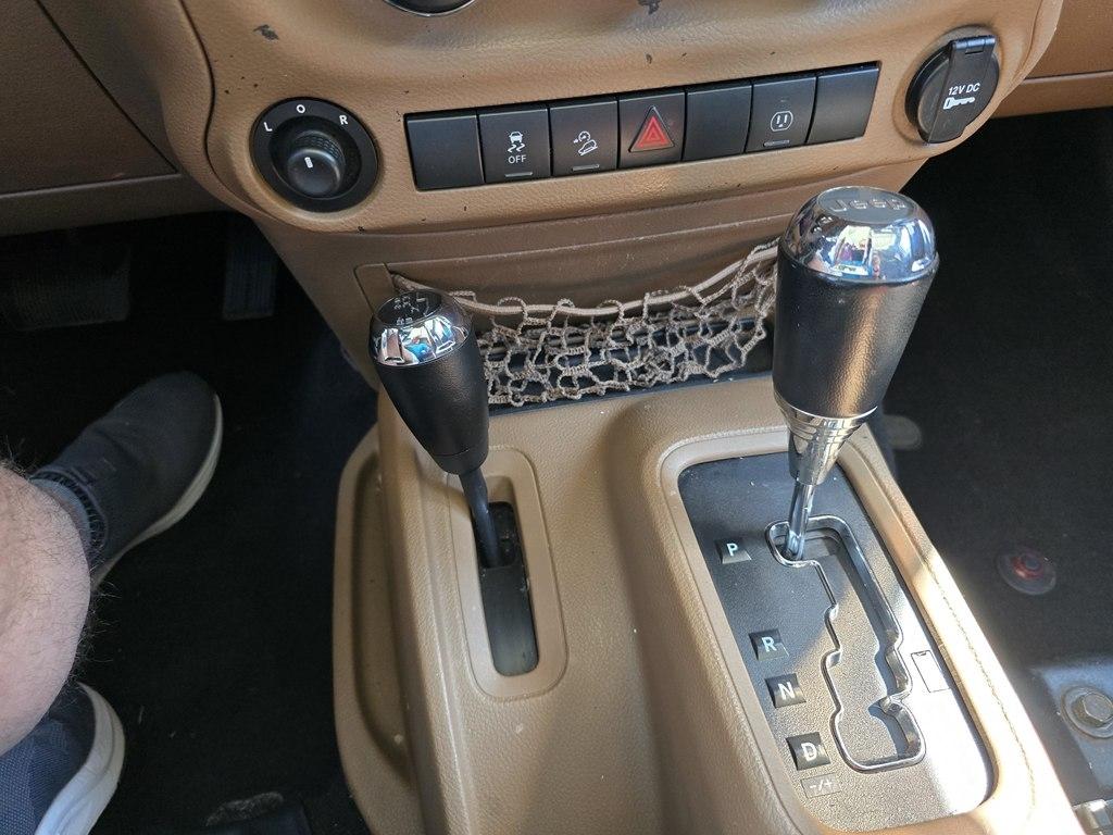 Jeep Wrangler Unlimited 4WD 4dr Sahara 2014