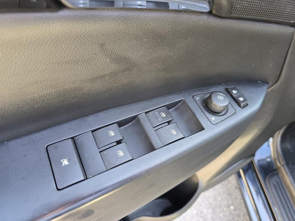 Chevrolet Captiva Sport Fleet FWD 4dr LTZ 2014