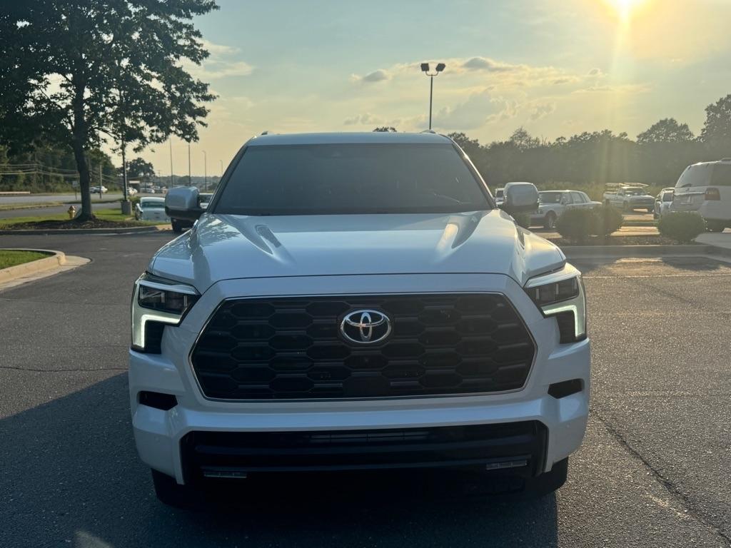 Toyota Sequoia Plantium 4WD 2023