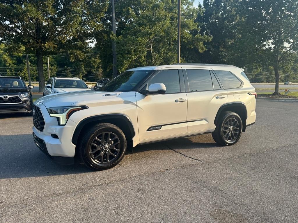 Toyota Sequoia Plantium 4WD 2023