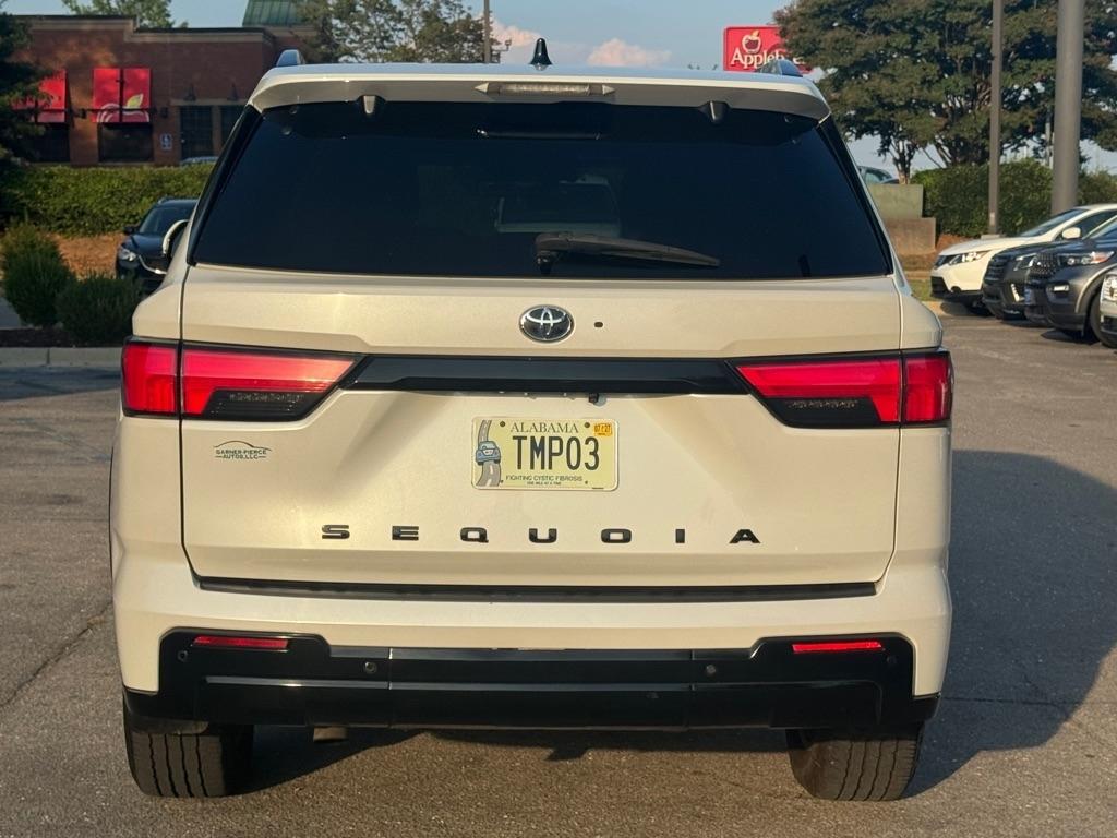Toyota Sequoia Plantium 4WD 2023