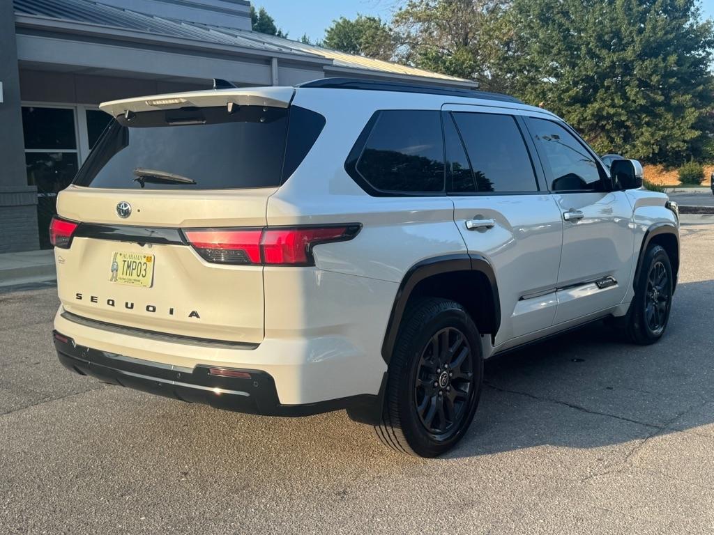 Toyota Sequoia Plantium 4WD 2023