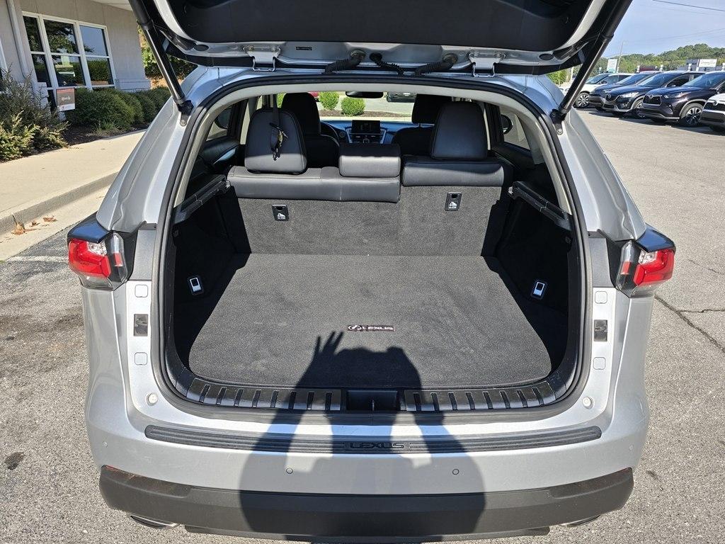 Lexus NX 200t FWD 4dr 2016