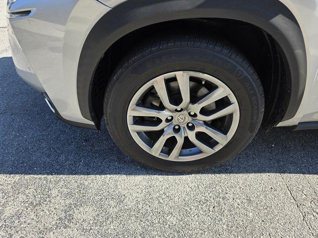 Lexus NX 200t FWD 4dr 2016