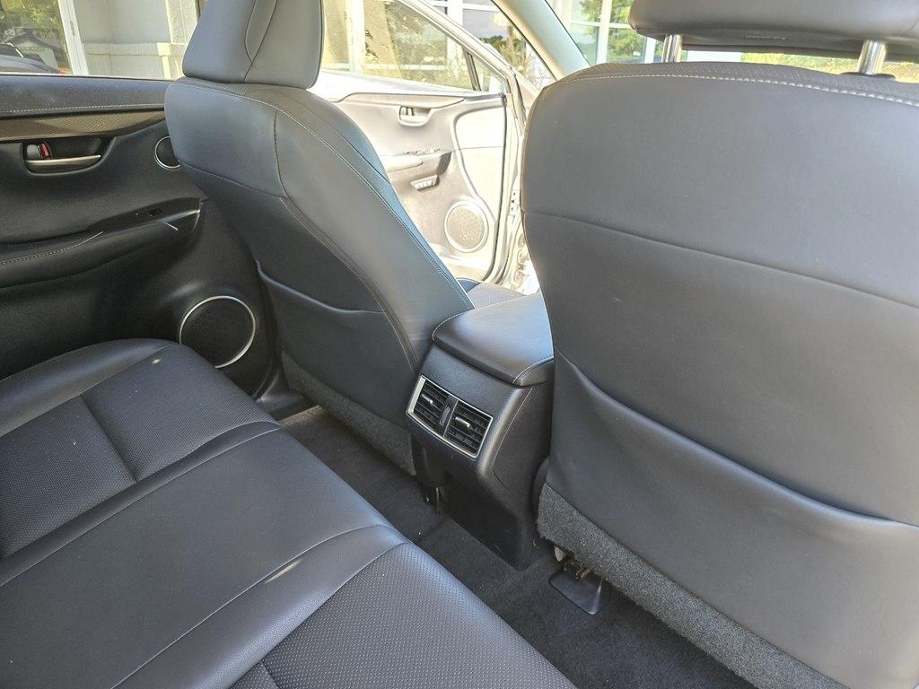 Lexus NX 200t FWD 4dr 2016