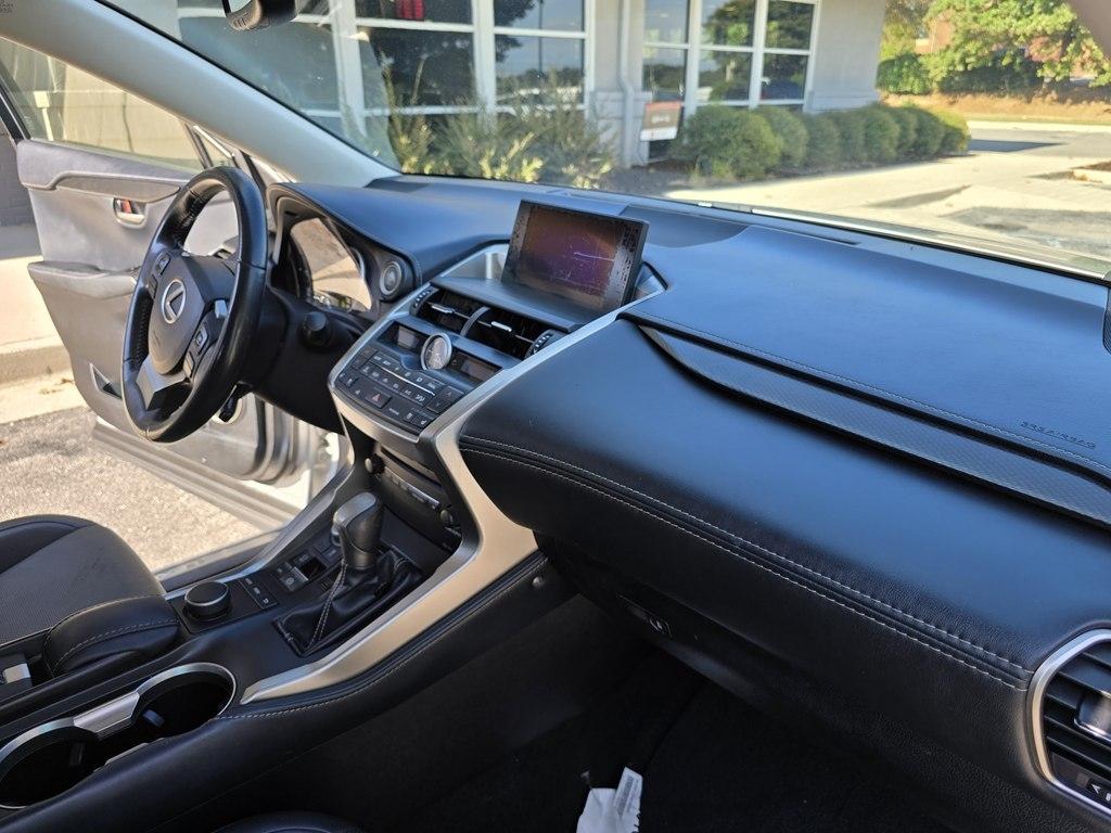 Lexus NX 200t FWD 4dr 2016