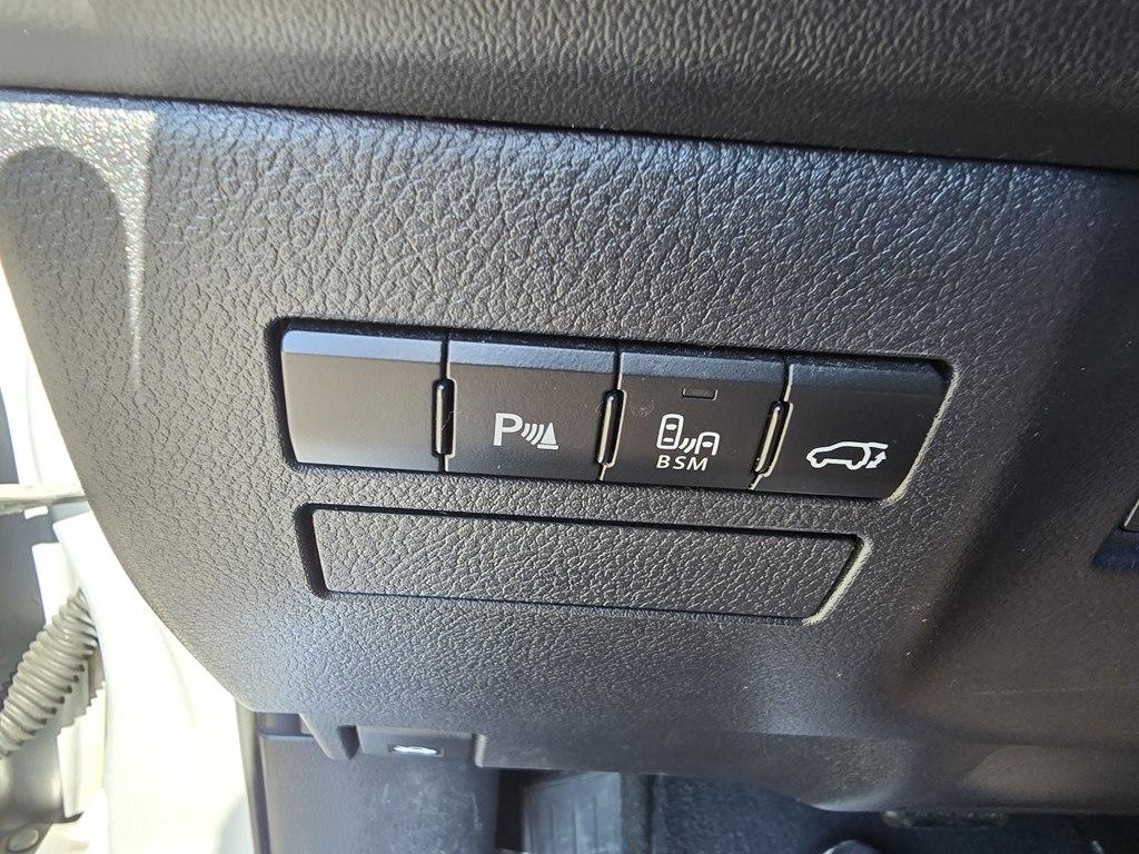 Lexus NX 200t FWD 4dr 2016