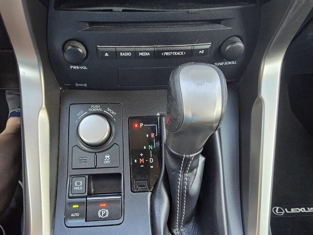 Lexus NX 200t FWD 4dr 2016