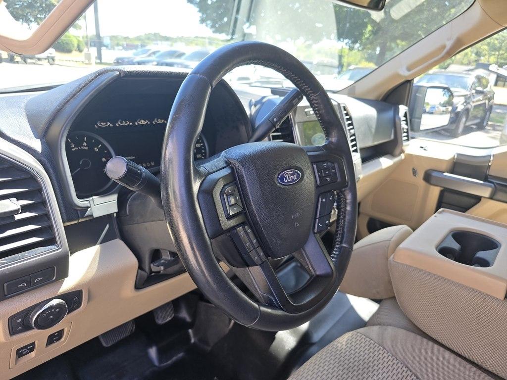 Ford F-150 photo 19