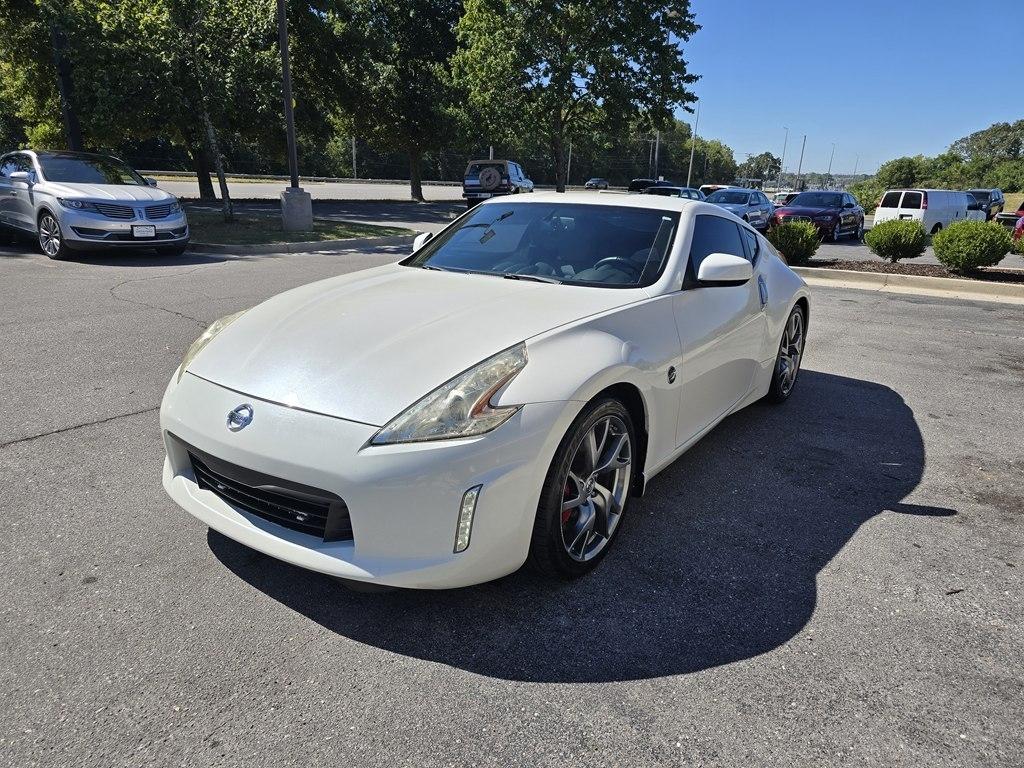 Nissan 370Z photo 6