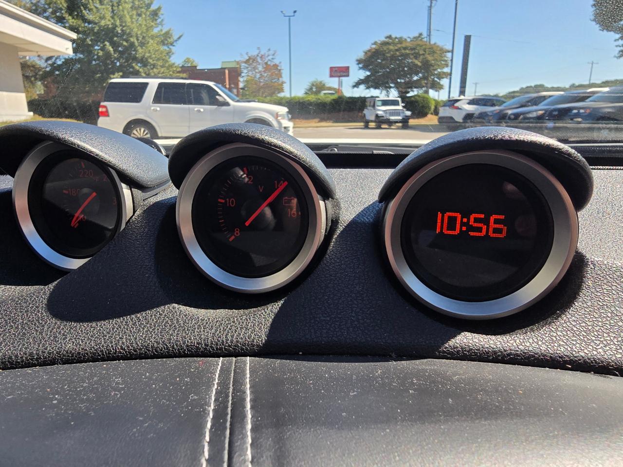 Nissan 370Z 2dr Cpe Auto Touring 2013