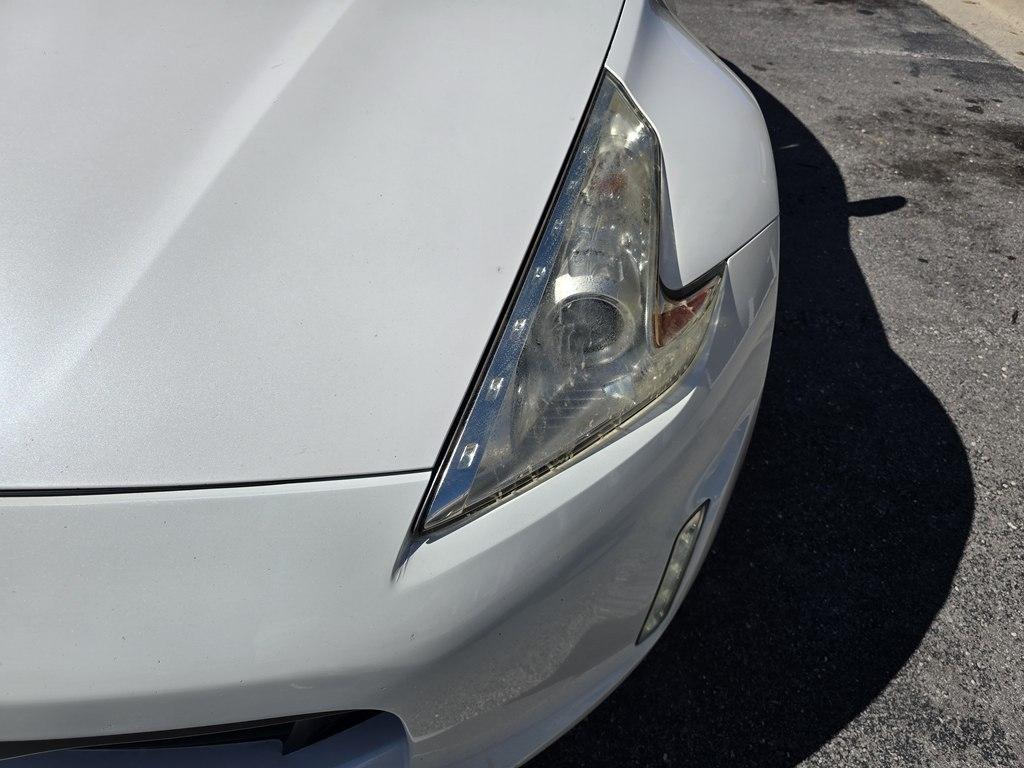 Nissan 370Z 2dr Cpe Auto Touring 2013
