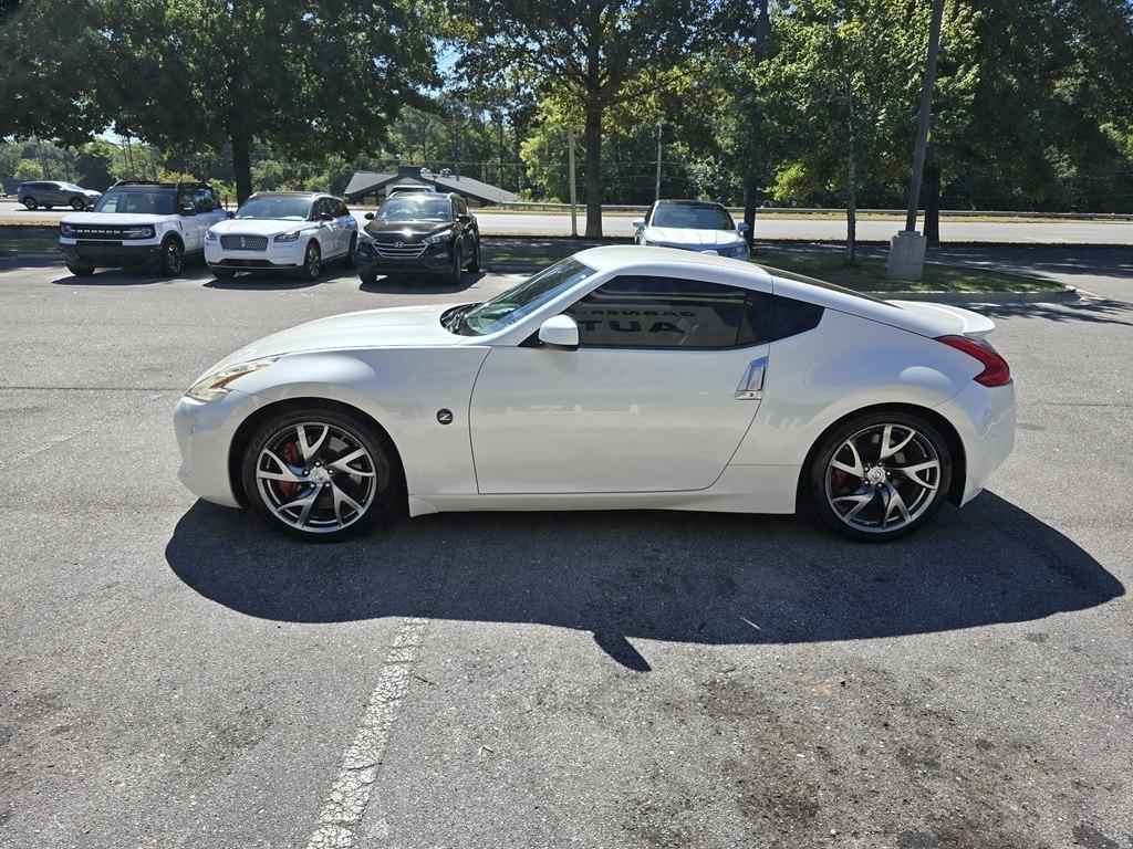 Nissan 370Z 2dr Cpe Auto Touring 2013