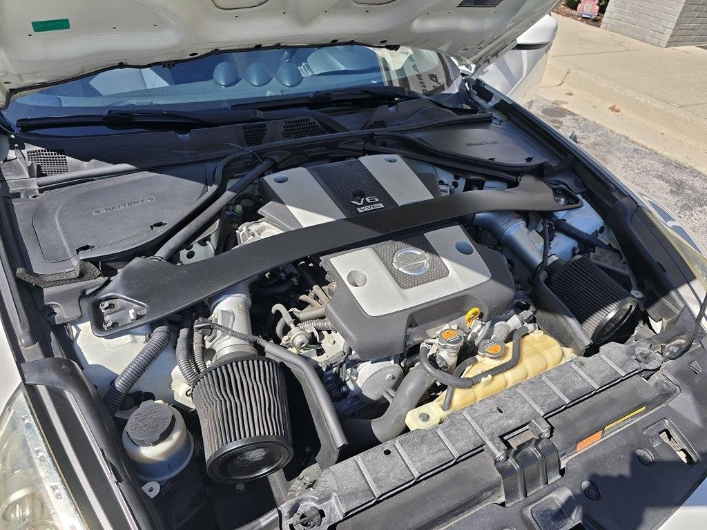 Nissan 370Z 2dr Cpe Auto Touring 2013