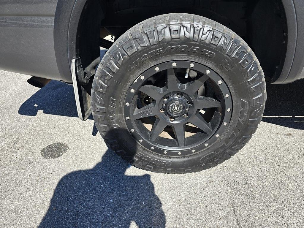 Nissan Titan photo 15