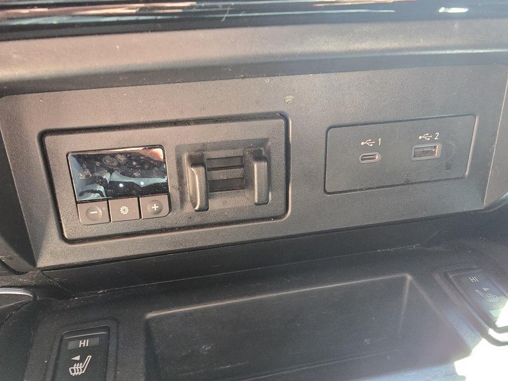 Nissan Titan photo 41