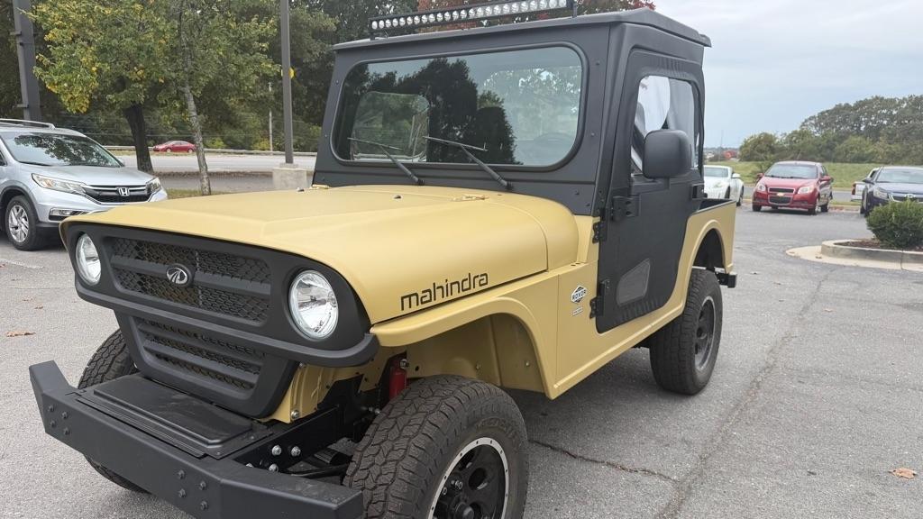 Mahindra ROXOR  2026