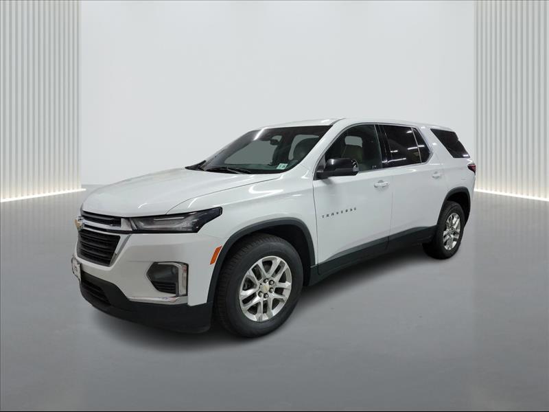 White 2023 Chevrolet Traverse SUV / Crossover Four-Wheel Drive Automatic