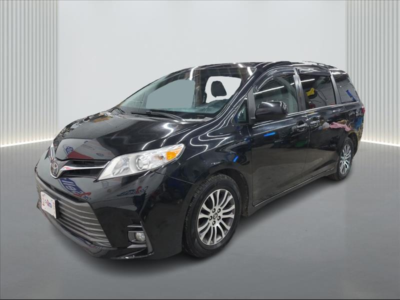 Black 2020 Toyota Sienna XLE 8-Passenger FWD Minivan Front-Wheel Drive Automatic