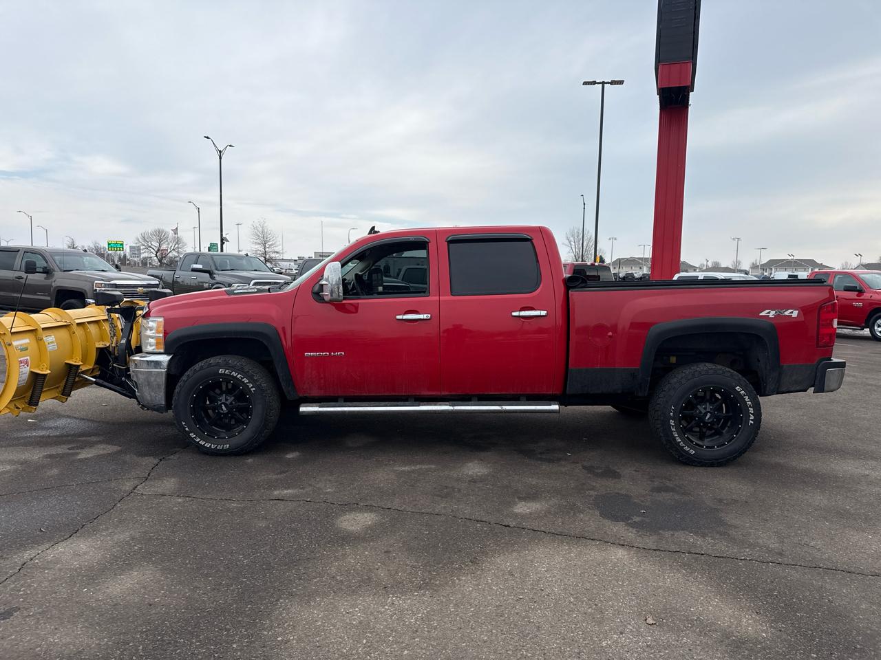 Chevrolet Silverado 2500HD LT Crew Cab 4WD 2013