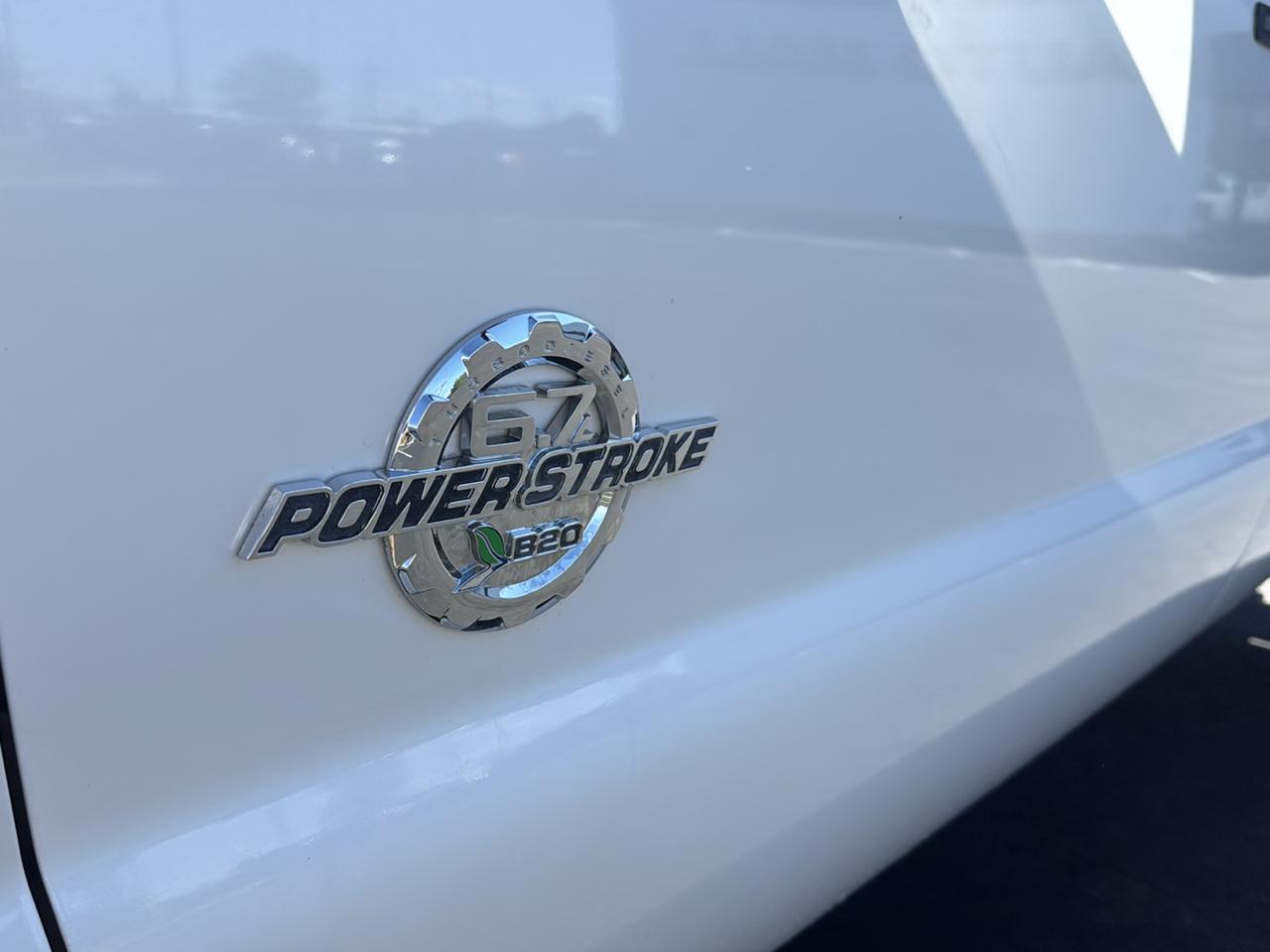 Ford F-250 SD Platinum Crew Cab 4WD 2016