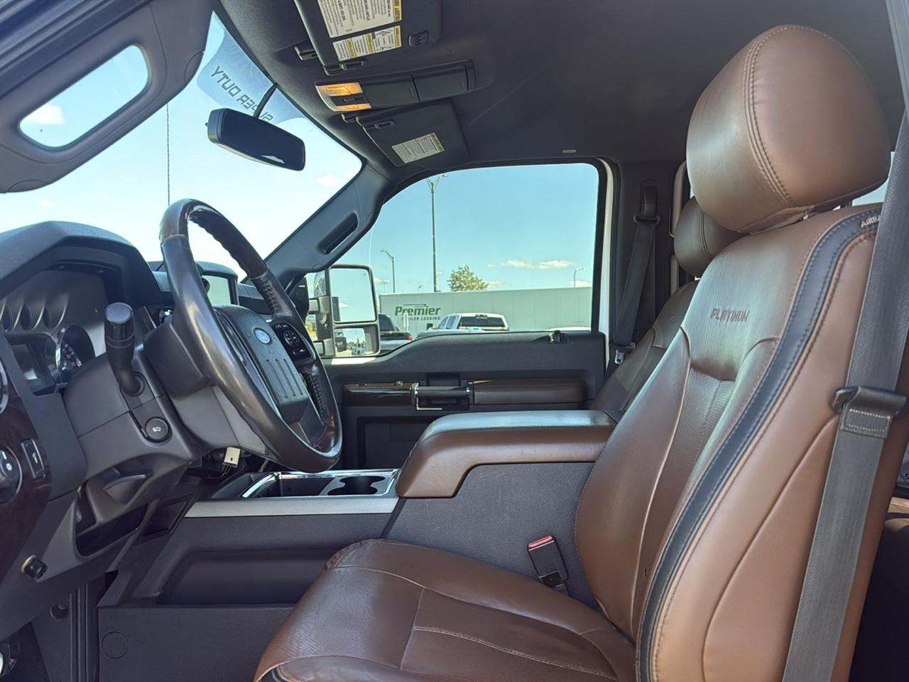 Ford F-250 SD Platinum Crew Cab 4WD 2016