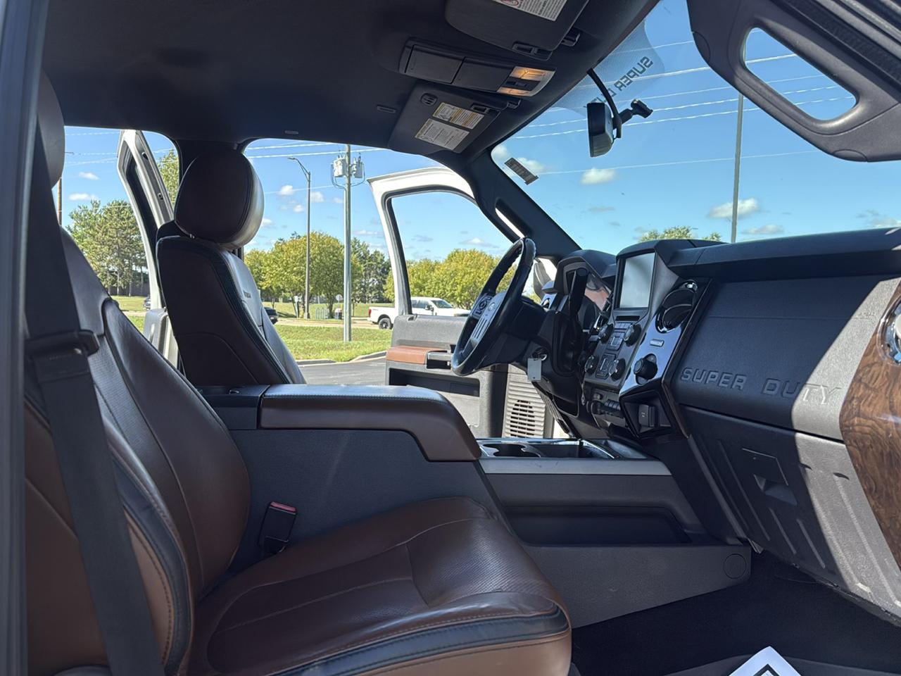 Ford F-250 SD Platinum Crew Cab 4WD 2016