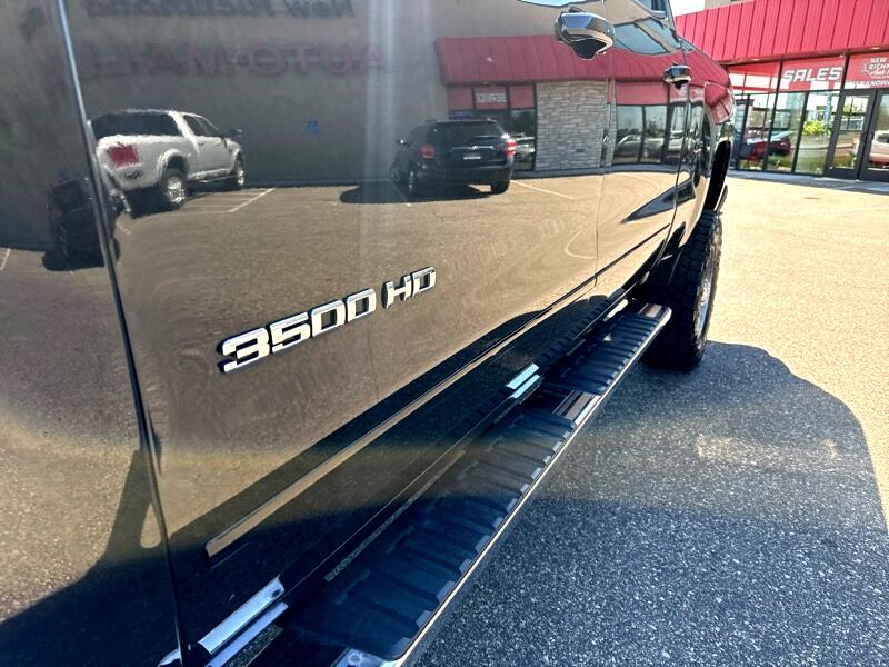 Chevrolet Silverado 3500HD LT Crew Cab 4WD 2016 Chevrolet Silverado 3500HD LT Crew Cab 4WD 2016