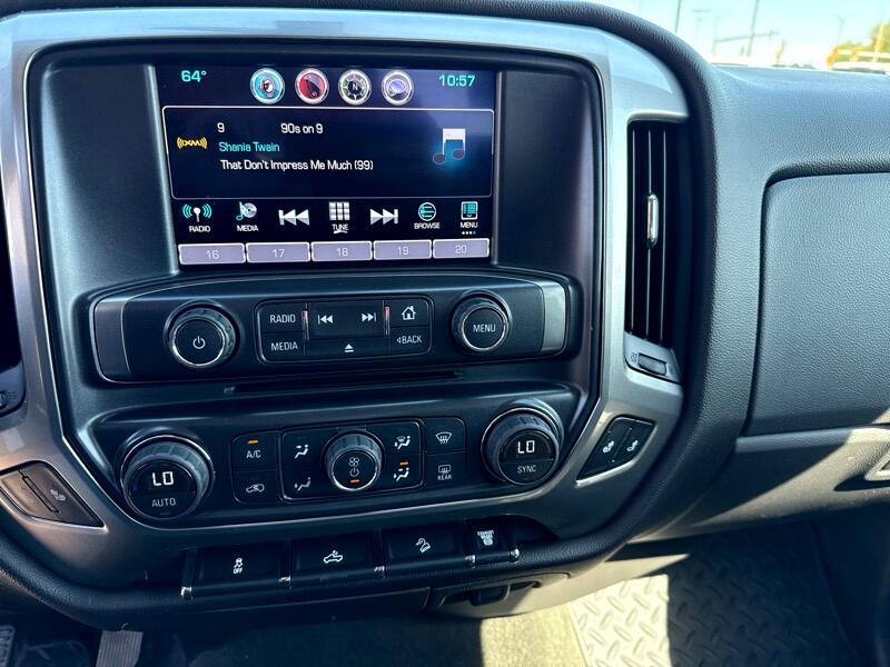 Chevrolet Silverado 3500HD LT Crew Cab 4WD 2016 Chevrolet Silverado 3500HD LT Crew Cab 4WD 2016