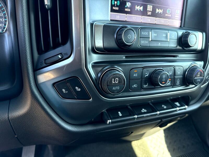 Chevrolet Silverado 3500HD LT Crew Cab 4WD 2016 Chevrolet Silverado 3500HD LT Crew Cab 4WD 2016